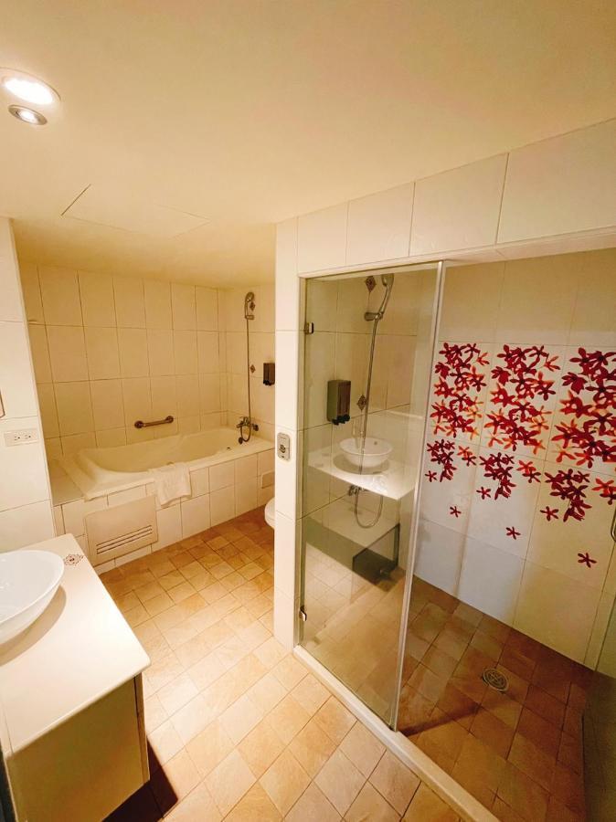 Joy Garden Hotel Kaohsiung Buitenkant foto