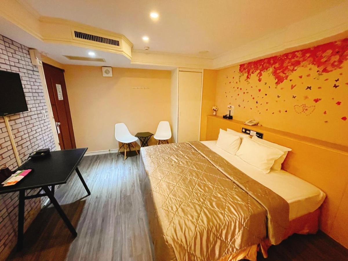Joy Garden Hotel Kaohsiung Buitenkant foto