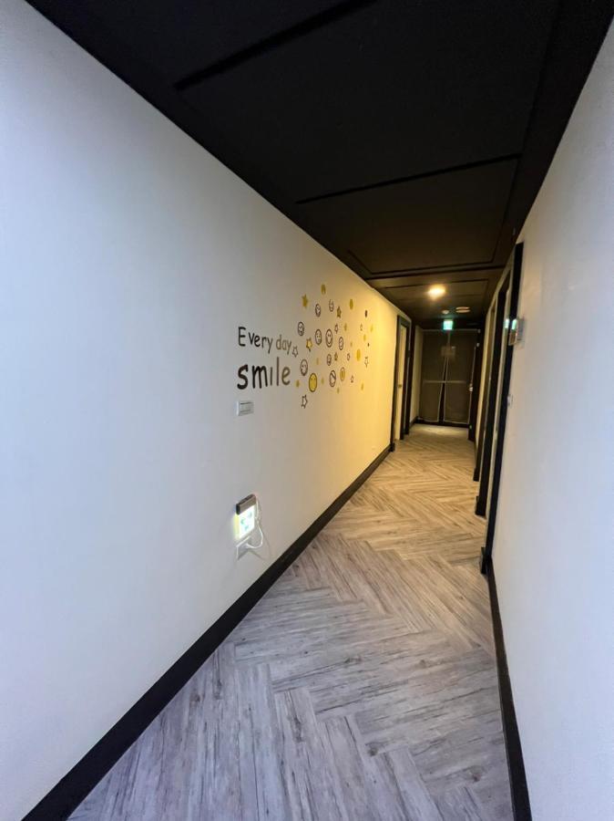Joy Garden Hotel Kaohsiung Buitenkant foto