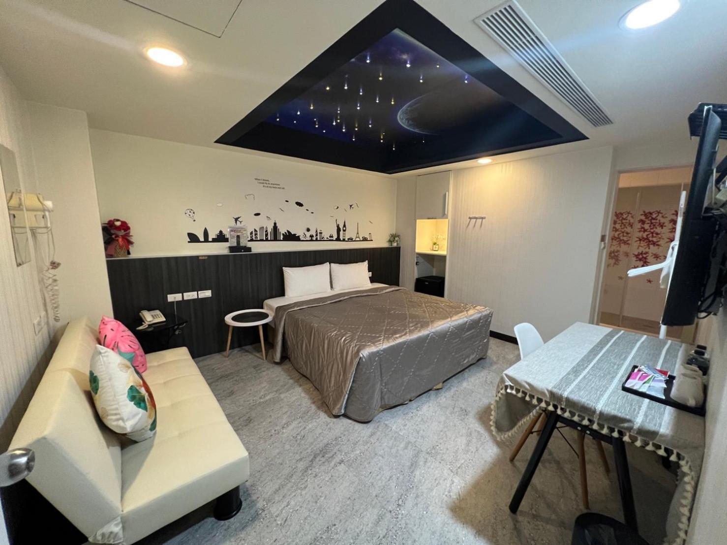 Joy Garden Hotel Kaohsiung Buitenkant foto